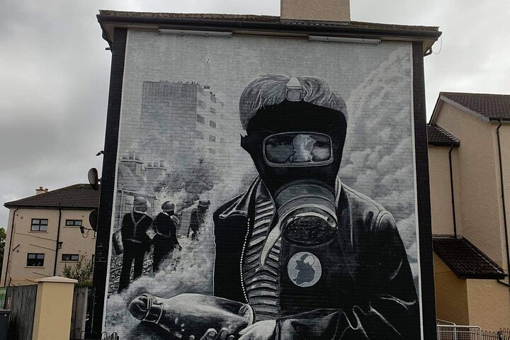 Private Guided Walking Tour in Derry City - Photo 1 of 12